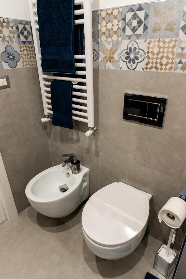 Dimora Del Corso Apartament Bari Bagian luar foto